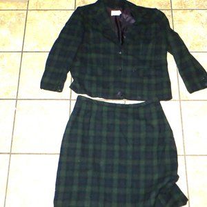 🌟HOST  PICK🌟  Vintage Pendleton Wool Jacket And Skirt Blue Green Plaid